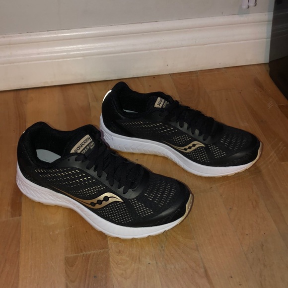 Saucony Running Shoes - Picture 6 of 7